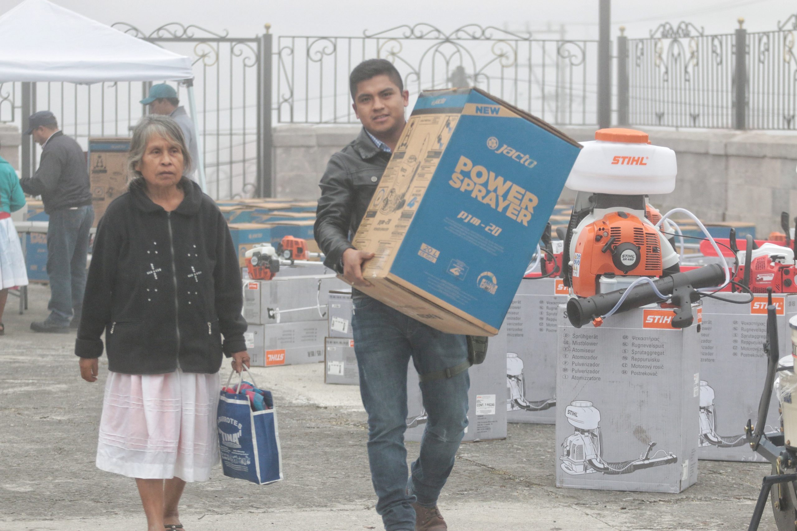 1800C8E8 2666 4A16 AA79 6E3AE751CD23 scaled