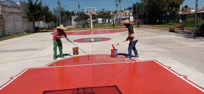 GOBIERNO DE TEXMELUCAN TRABAJA EN REHABILITACION DE ESPACIOS DEPORTIVOS