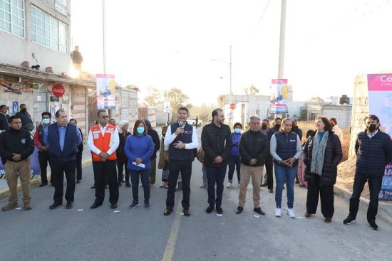 INAUGURA EDUARDO RIVERA ILUMINACION EN COLONIAS DEL SUR DE PUEBLA 3