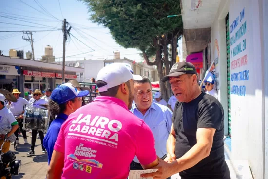 Jairo Cabrera continúa recorriendo los municipios del distrito 5 1 Jairo Cabrera Tlalancaleca