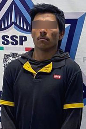 En Tepeaca la Policía Estatal de tiene a Rigoberto N por el delito de robo de hidrocarburo