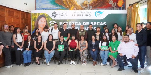 UTH entrega becas san martin texmelucan