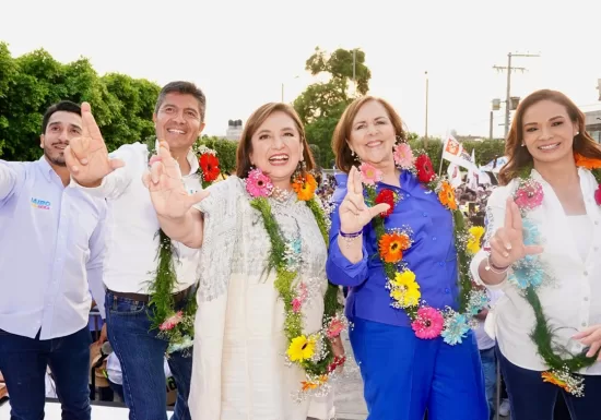 Xochil Galvez y eduardo rivera Jairo Cabrera en Temaxcalac Texmelucan