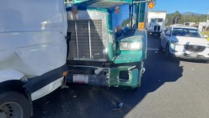 Guardia Nacional informó en su cuenta de Twitter, el cierre parcial de circulación por accidente, aproximadamente en el km 068+500 autopista México-Puebla.