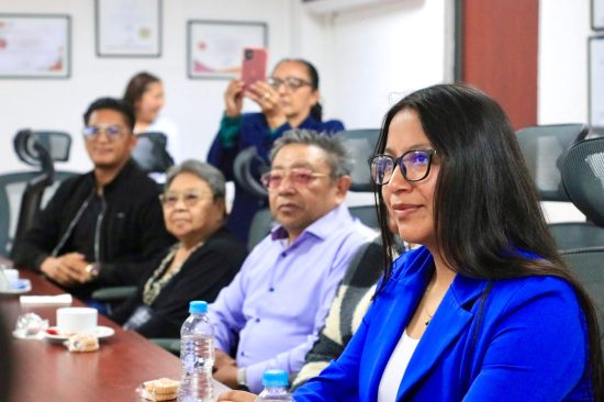 alumna uth a estados unidos