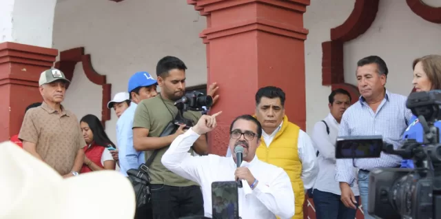 gustavo magana candidato diputado texmelucan