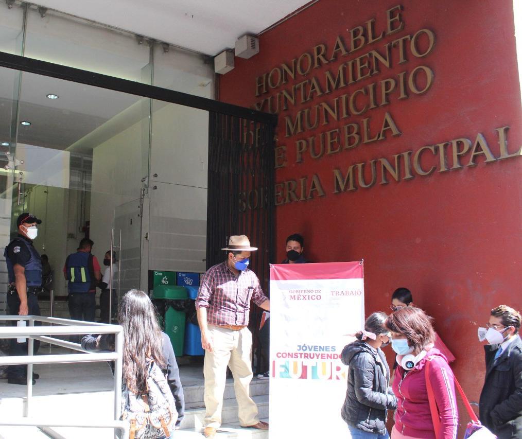 jovenes contruyendo el futuro