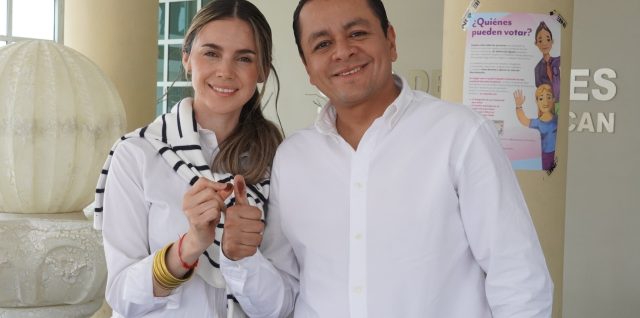 juan manuel alonso alcalde y esposa dif municipal texmelucan voto elecciones poder judicial