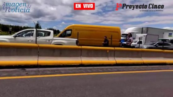 manifestacion en la autopista me 1