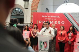 nestor camarillo puebla pri evento
