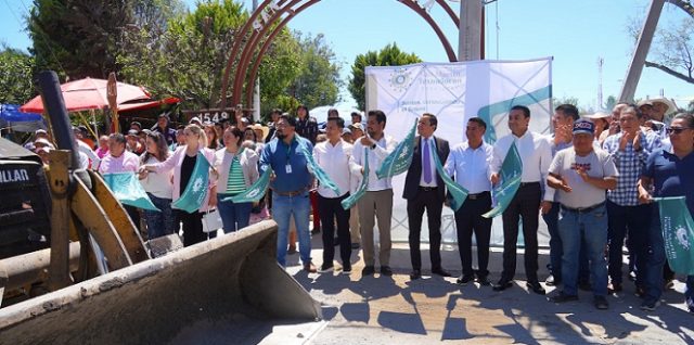 obra carretera tuxco