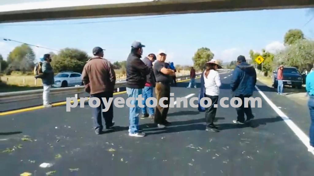 pobladores bloqueo autopista tlaxcala