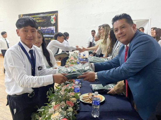 ramon perez regidor gobernacion graducacion vicente guerrerro texmelucan