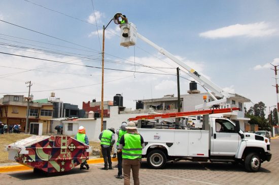 reparacion mantenimiento luminarias huejotzingo lampara