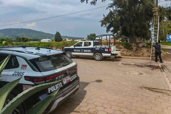 Un total de 21 cámaras de video, instaladas de manera ilegal en postes y árboles en San Martín Texmelucan