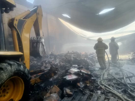 sofocan fuego interior fabrica velas tepeyecac texmelucan bomberos