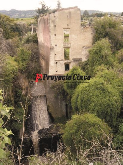 En San Miguel Tianguistenco hubo un enorme molino de trigo sus ruinas imponentes nos hablan de su grandeza insuperable en la región